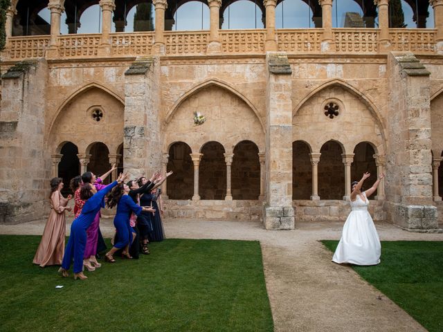 La boda de Paloma y Álvaro en San Bernardo, Valladolid 42