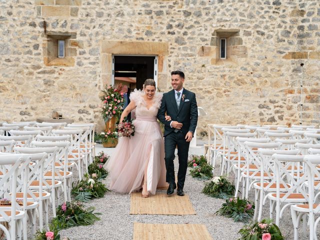 La boda de Gonzalo y Sonia en Hoznayo, Cantabria 38