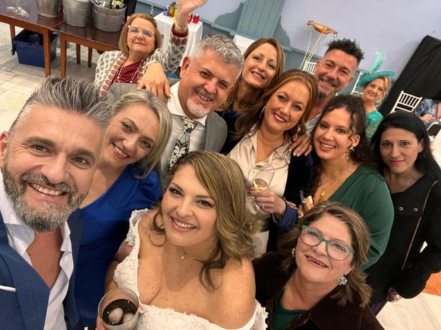 La boda de Ivan y Cristina  en Alcala Del Rio, Sevilla 24