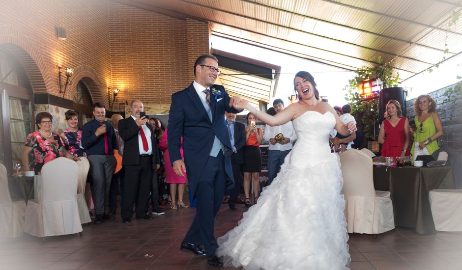 La boda de Luis Miguel y Susana en Fuenlabrada, Madrid