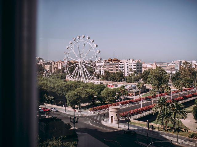 La boda de Vicente y Amparo en Valencia, Valencia 27