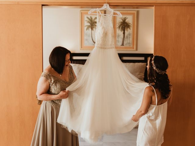 La boda de Rubén y Carolina en San Bartolome De Tirajana, Las Palmas 31
