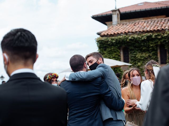 La boda de Iris y Alejandro en Gijón, Asturias 71