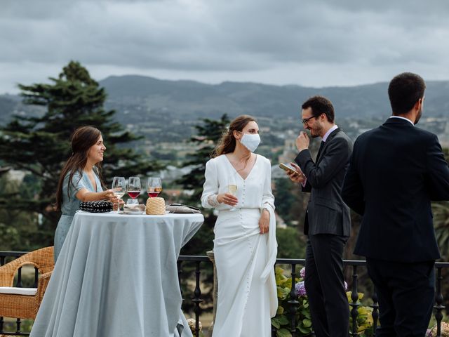 La boda de Iris y Alejandro en Gijón, Asturias 96