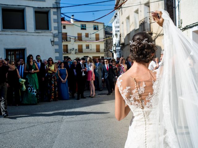 La boda de Juan Luis y Patricia en Cañete, Cuenca 13