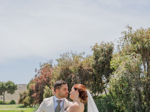 La boda de Leticia Bañón Martí y Gonzalo Gran Crespo en Torrellano, Alicante 3