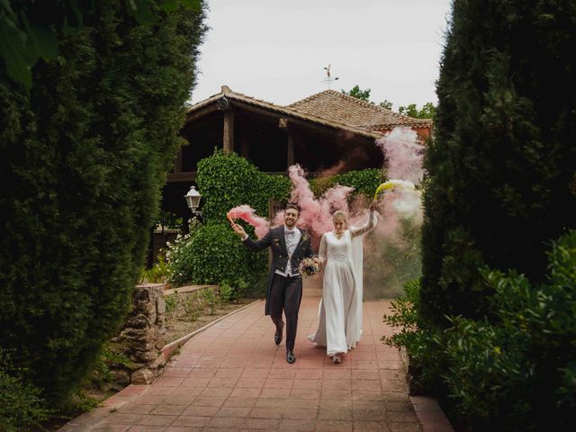 La boda de Rober y Itziar en Torrecaballeros, Segovia 7