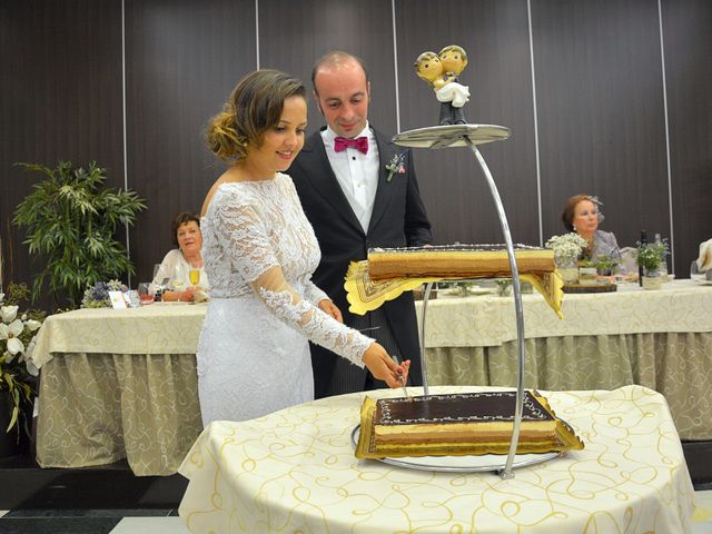 La boda de Hilario y Raquel en Soto Del Barco, Asturias 27