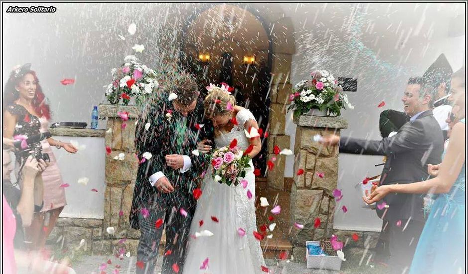 La boda de Fernando y Rebeca en Gijón, Asturias