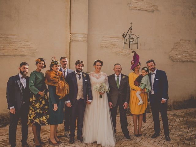 La boda de Enrique y Marina en Villanueva Del Ariscal, Sevilla 32