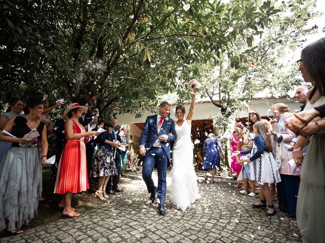 La boda de Fidel y Patricia en Tomiño, Pontevedra 29