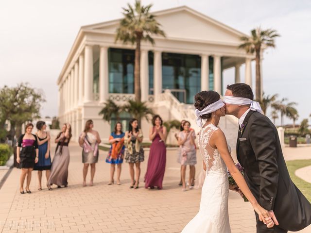 La boda de Esther y Reyes en Valencia, Valencia 13