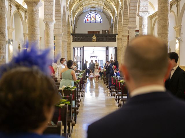 La boda de Seba y Alba en Villanueva Del Arzobispo, Jaén 24