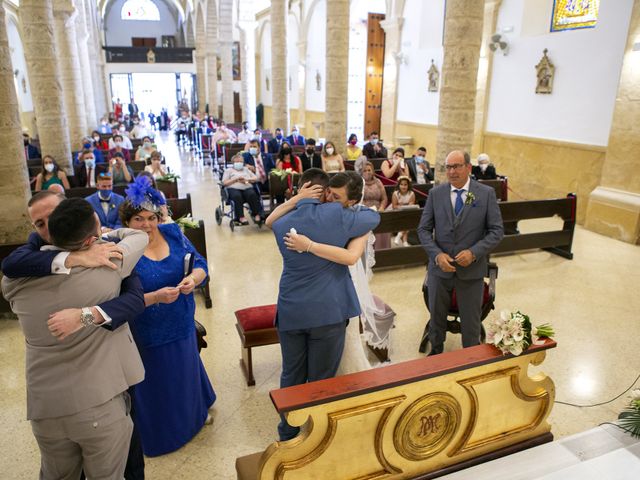 La boda de Seba y Alba en Villanueva Del Arzobispo, Jaén 28