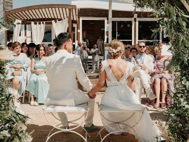 La boda de Iván y Marta en Chiclana De La Frontera, Cádiz 21