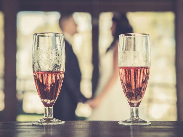 La boda de Toni y Laura en Terrassa, Barcelona 17