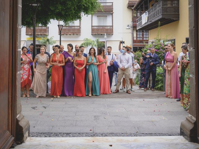 La boda de Juan Carlos y Carolina en Los Realejos, Santa Cruz de Tenerife 31