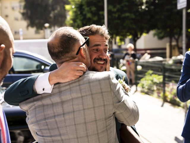 La boda de Manuel y Fátima en Espartinas, Sevilla 16