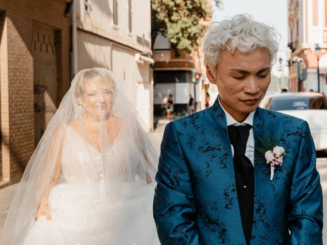 La boda de Miriam y Lin en Valencia, Valencia 52