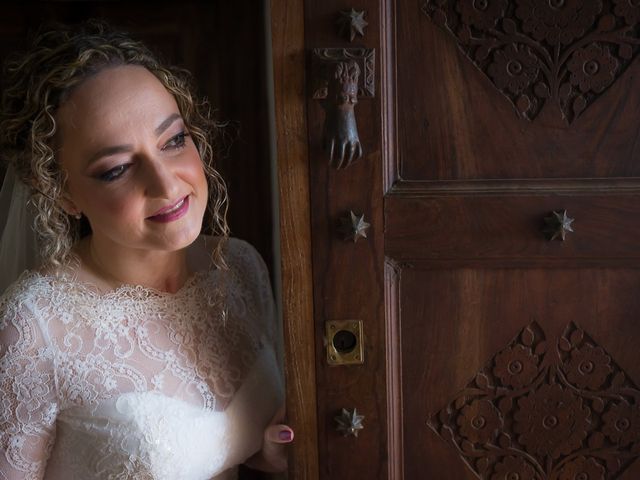 La boda de Teo y Raquel en Fuentes De Andalucia, Sevilla 10