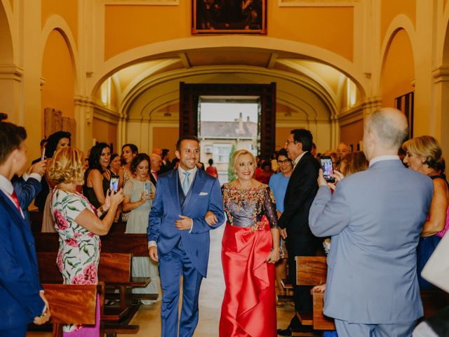 La boda de Luisfer y Laura en Boadilla Del Monte, Madrid 33