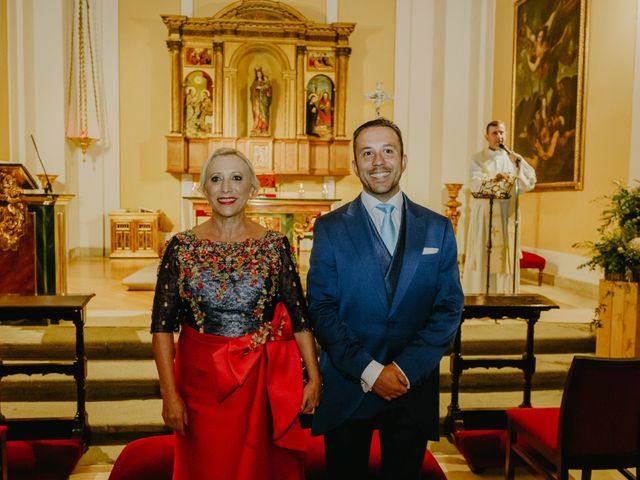 La boda de Luisfer y Laura en Boadilla Del Monte, Madrid 1