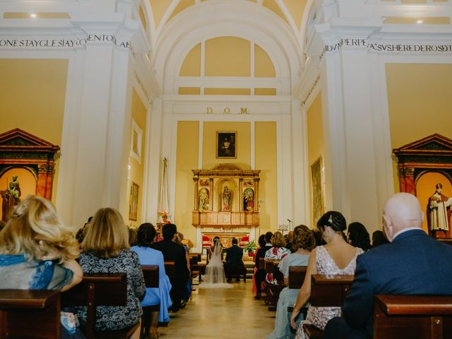 La boda de Luisfer y Laura en Boadilla Del Monte, Madrid 36