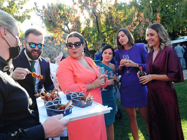 La boda de Eva y Javier en Malpartida De Plasencia, Cáceres 64