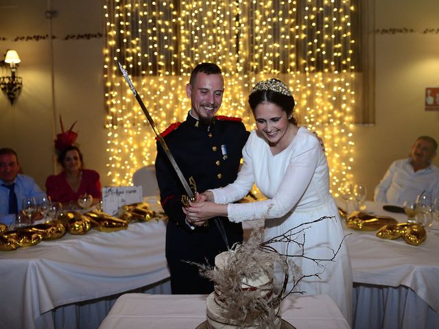 La boda de Eva y Javier en Malpartida De Plasencia, Cáceres 79