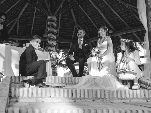 La boda de Jesus y Macarena en Utrera, Sevilla 35