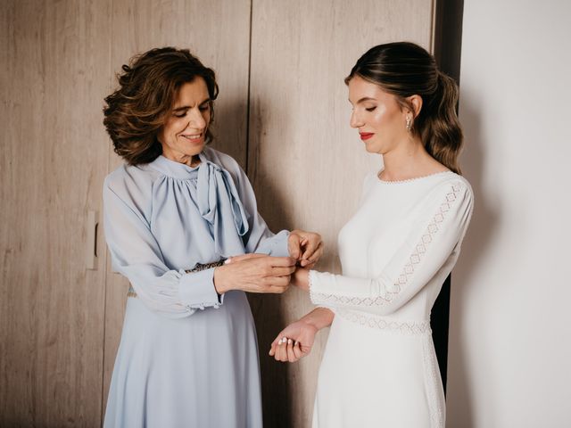 La boda de Victoria y Germán en Granja De Torrehermosa, Badajoz 24