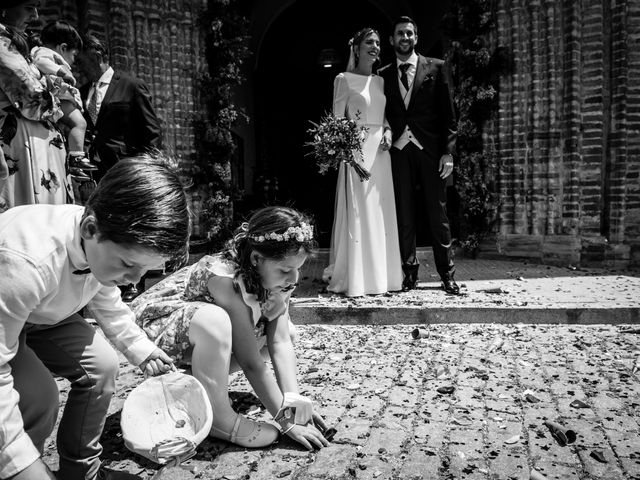 La boda de Victoria y Germán en Granja De Torrehermosa, Badajoz 58