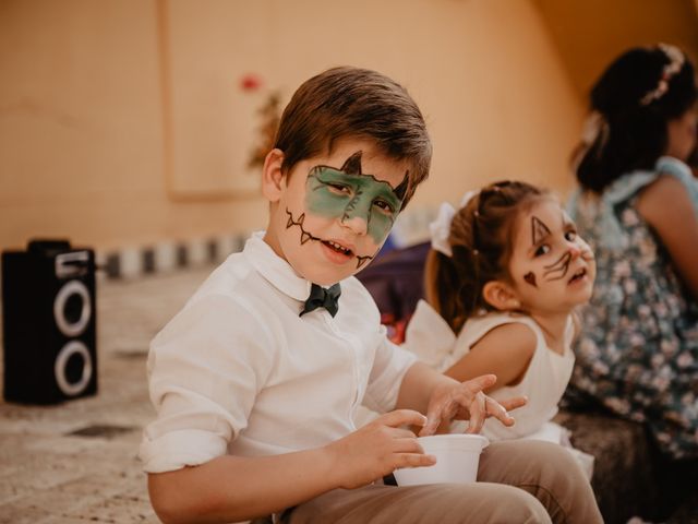 La boda de Victoria y Germán en Granja De Torrehermosa, Badajoz 84