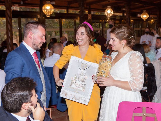 La boda de Julia y Carlos en Alalpardo, Madrid 42