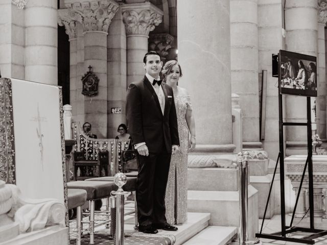 La boda de Hugo y Nabila en Madrid, Madrid 65