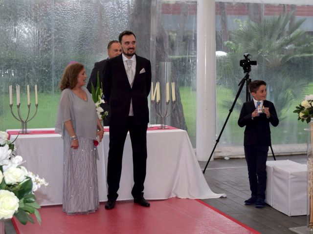 La boda de Alberto y Cristina en Madrid, Madrid 2