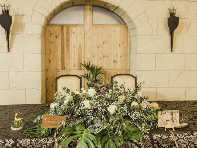La boda de Raúl y Cynthia en Talamanca Del Jarama, Madrid 23