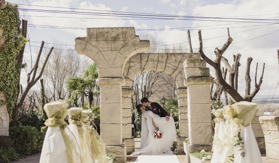 La boda de Raúl y Cynthia en Talamanca Del Jarama, Madrid