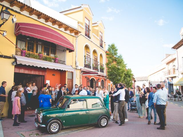 La boda de Rubén y Marta en Tudela De Duero, Valladolid 47