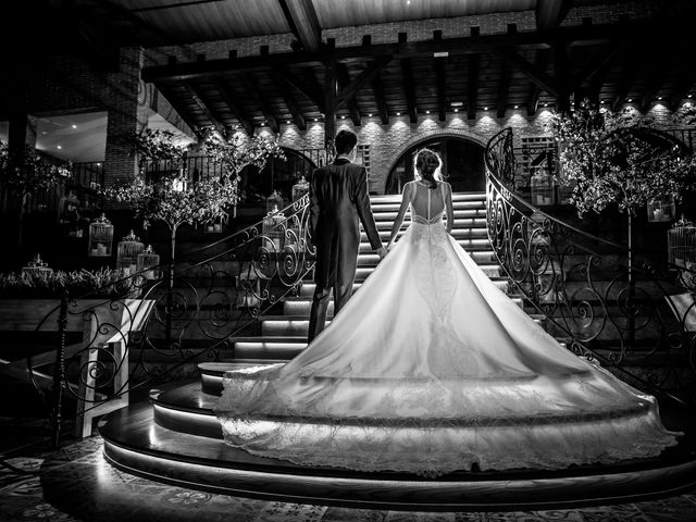 La boda de David y Amparo en Miraflores De La Sierra, Madrid 2