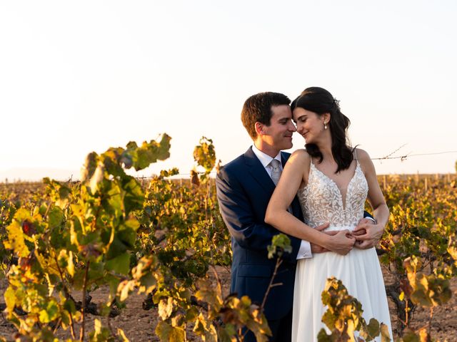 La boda de Tomás y Marta en Sant Cugat Sesgarrigues, Barcelona 16