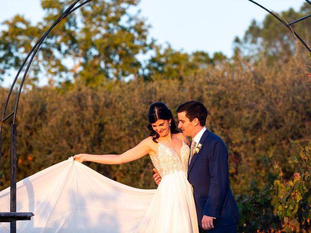 La boda de Tomás y Marta en Sant Cugat Sesgarrigues, Barcelona 20