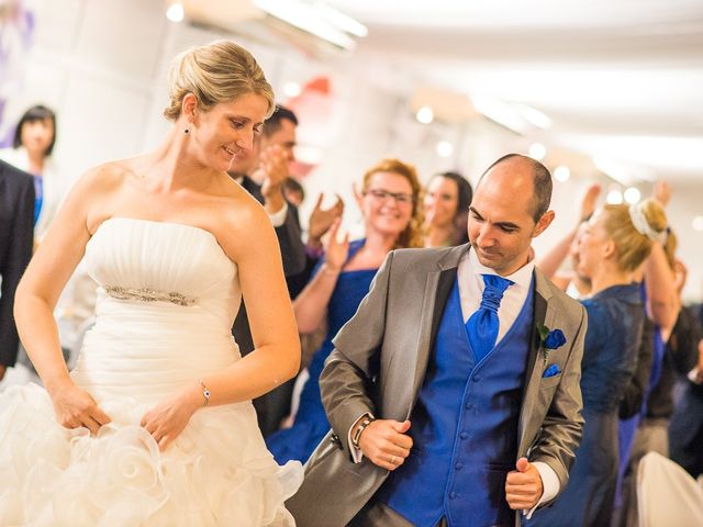 La boda de Javier y Irene en Berlanga De Duero, Soria 23