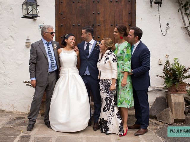 La boda de Carol y Nacho en Las Palmas De Gran Canaria, Las Palmas 26