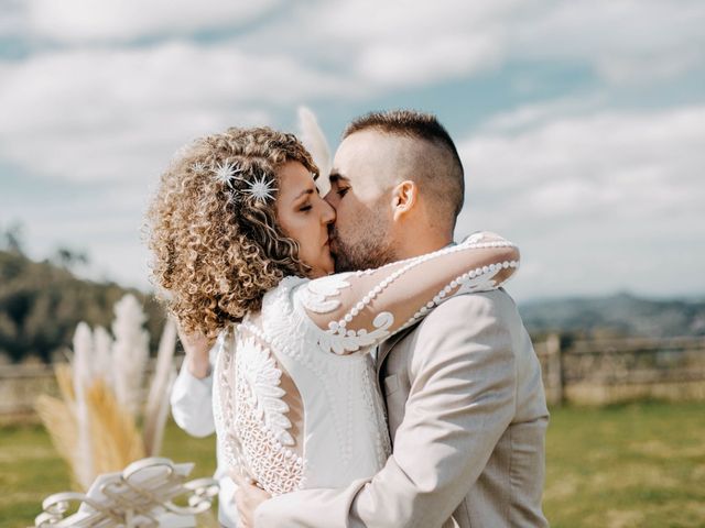 La boda de Fernando y Cristina en Torazo, Asturias 1