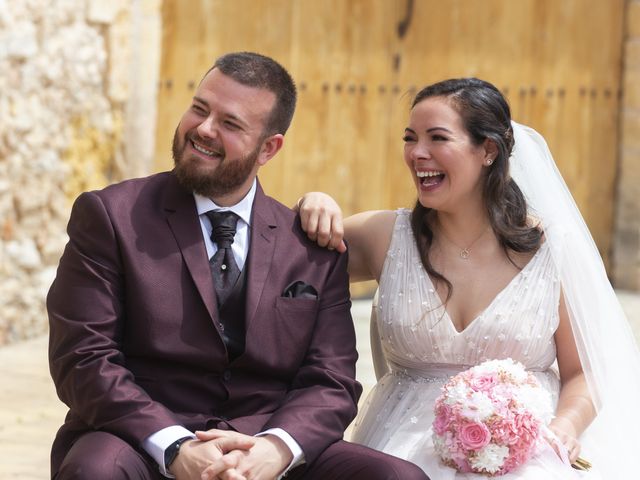 La boda de Carlos y Luciana en La Riera De Gaia, Tarragona 22