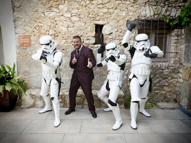 La boda de Carlos y Luciana en La Riera De Gaia, Tarragona 25