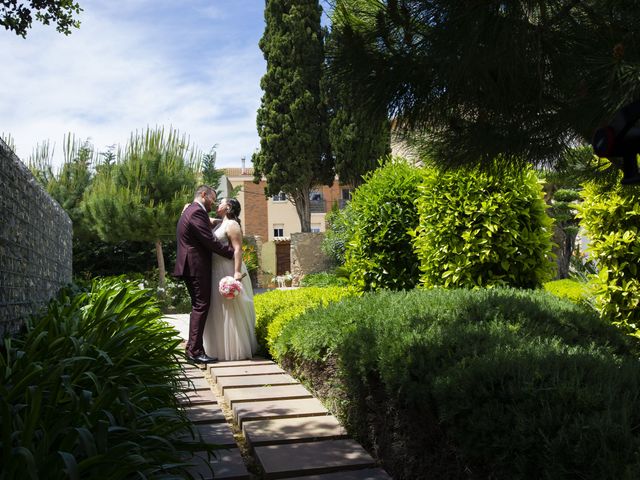 La boda de Carlos y Luciana en La Riera De Gaia, Tarragona 29