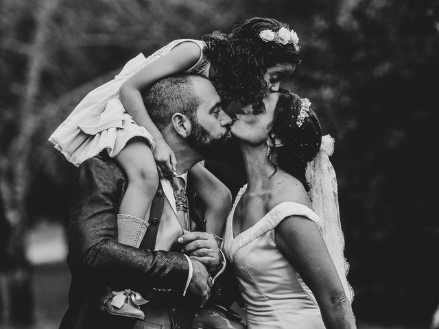 La boda de Gloria y Borja en Valdastillas, Cáceres 74