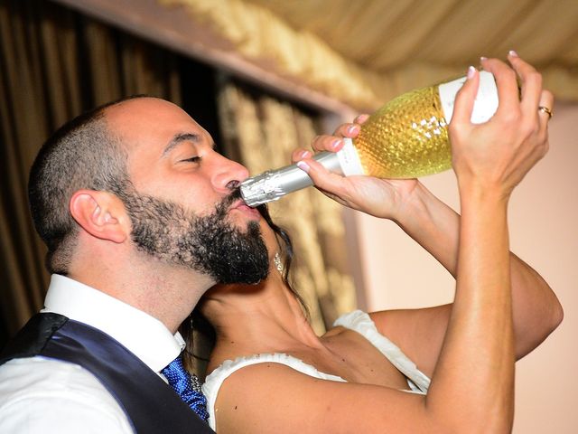 La boda de Gloria y Borja en Valdastillas, Cáceres 98